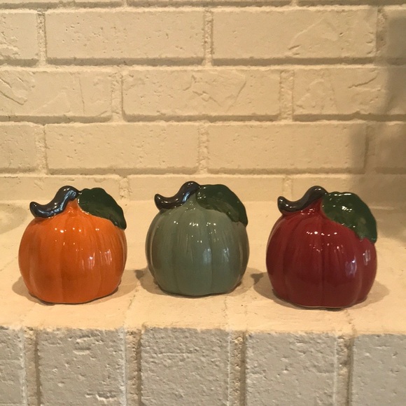 Set of 3 Mini Ceramic Pumpkins - Picture 6 of 14